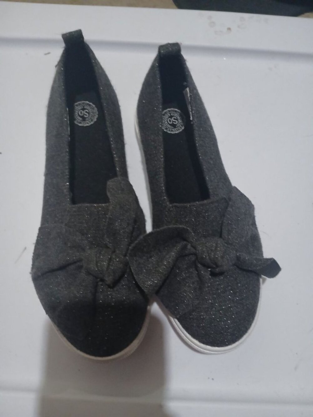 So Girls 3 Sparkly Gray Bow Shoes